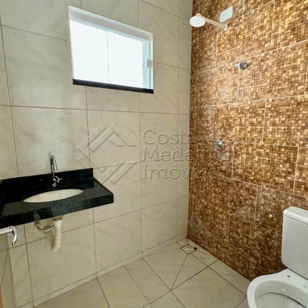 Casa em Condomínio fechado com 2 quartos sendo um suíte em Extremoz!